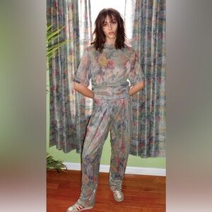 Mia Vesper Shimmery Multicolor Monet Plisse Pants, size small